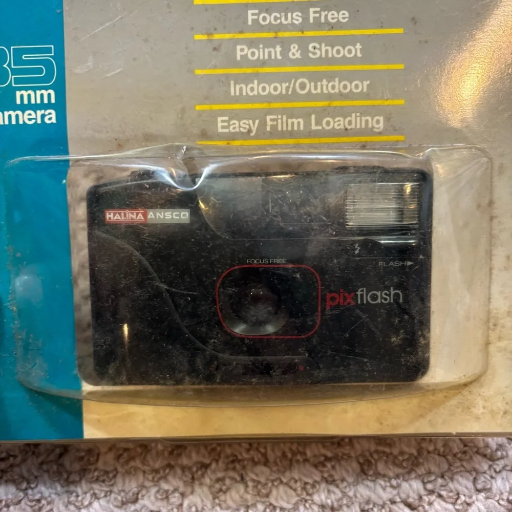 Vintage Brand New in Package Ansco 35mm Flash Camera‎